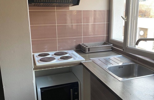 Aubervilliers Apartment | Cosy 2P apartment aubervilliers 10mn Paris Opera