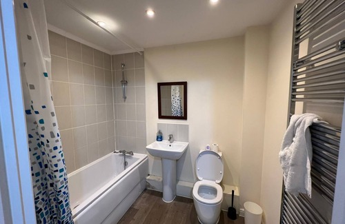 Southampton Apartment | Cosy 3 BR Flat in Southampton