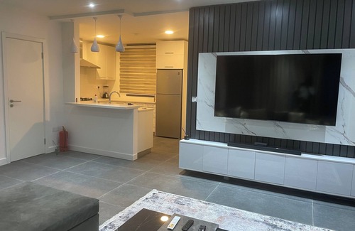 Oyarifa House | Cosy 3bdrm Mountain View Townhouse-