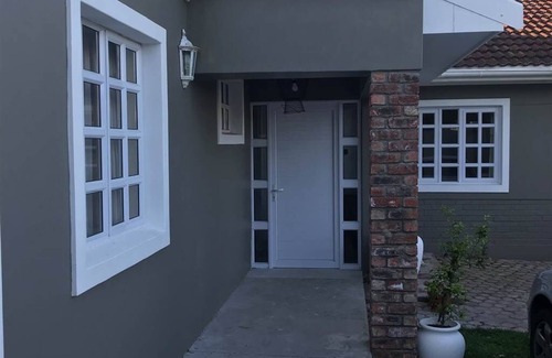 Port Elizabeth Apartment | Cosy and family Friendly