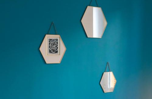 Lepante Quarter Apartment | Cosy and Trendy 3 Bedrooms train tramway