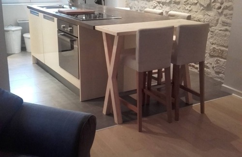 Avignon City Centre Apartment | Cosy and very quiet duplex. 4p. in the heart of the old town.