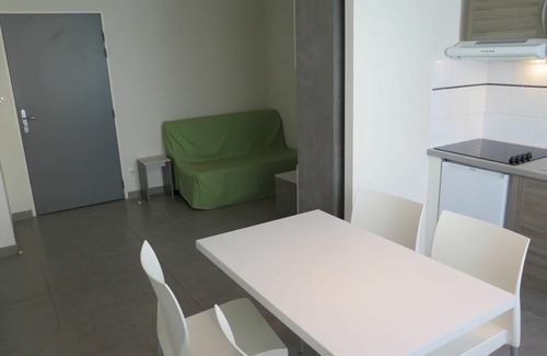 Vieux-Boucau-les-Bains Apartment | Cosy apartment for 4 people with WIFI and TV