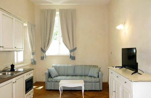 Strassoldo Apartment | Cosy apartment for 4 people with A/C, WIFI, TV and patio