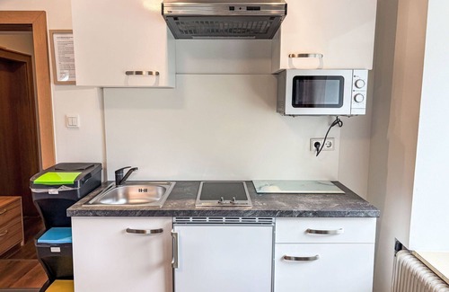 Sankt Martin Apartment | Cosy apartment for 4 guests with WIFI, TV, pets allowed and parking