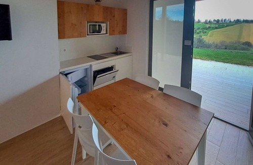 Cologna Spiaggia Villa | Cosy apartment in villa for 4 guests with A/C, WIFI and TV