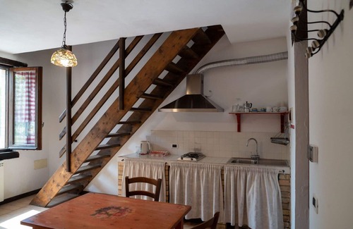 Citta Sant'Angelo Apartment | Cosy apartment for 4 people with A/C, WIFI, pool, TV, patio and pets allowed