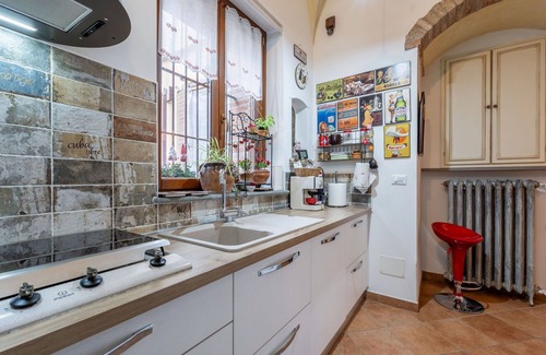 Monastero Bormida Apartment | Cosy apartment for 4 guests with WIFI, TV, patio, pets allowed and parking