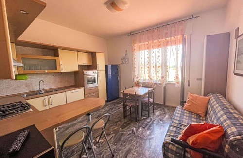 Torino di Sangro Apartment | Cosy apartment for 6 people with A/C, TV, patio and panoramic view