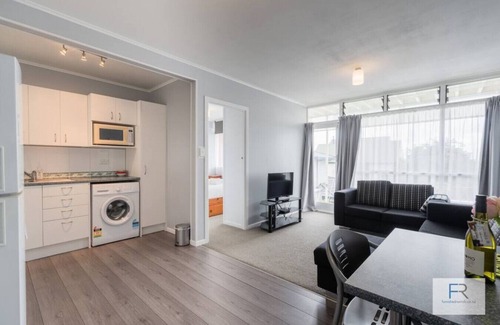 Birkenhead Apartment | Cosy Apartment Birkenhead