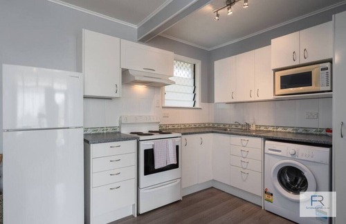 Birkenhead Apartment | Cosy Apartment Birkenhead