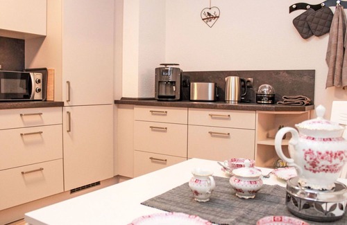 Brookmerland Apartment | Cosy apartment for 2 guests with WIFI, TV, terrace and parking
