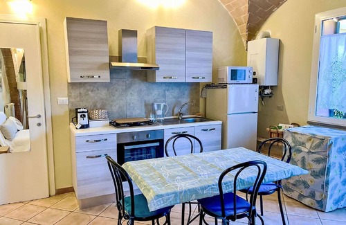 Cecina Apartment | Cosy apartment for 3 guests with WIFI, pool, A/C, TV and pets allowed