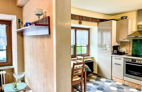 Oberthal Apartment | Cosy apartment for 4 guests with WIFI, TV, pets allowed and parking