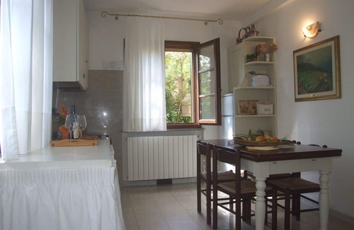 Sassetta Apartment | Cosy apartment for 4 guests with pool, WIFI, TV and patio