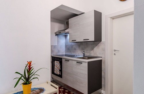Cima Apartment | Cosy apartment for 4 people with TV, patio and pets allowed