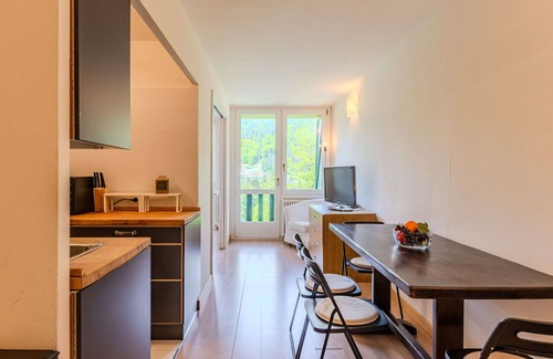 Madonna di Campiglio Apartment | Cosy apartment for 4 people with TV, balcony, panoramic view and parking