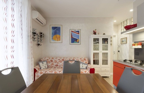 Sanremo Apartment | Cosy apartment for 5 guests with A/C, pool, WIFI and terrace