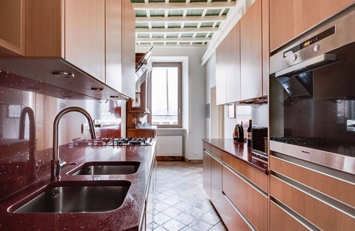 Rione VIII Sant'Eustachio Apartment | Cosy apartment for 5 guests with WIFI, A/C and TV