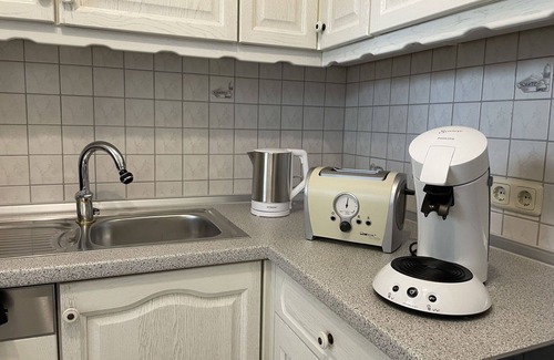 March Apartment | Cosy apartment for 5 people with WIFI, TV, balcony and parking