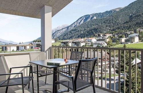 Savognin Apartment | Cosy apartment for 6 people with WIFI, TV, balcony, panoramic view and parking