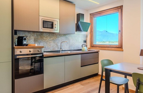 Verceia Apartment | Cosy apartment for 6 guests with A/C, WIFI, TV and balcony