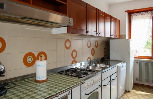 Coredo Apartment | Cosy apartment for 6 guests with WIFI, TV, patio and pets allowed