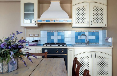 Cossombrato Apartment | Cosy apartment for 4 guests with WIFI, pool, A/C, TV, patio and pets allowed