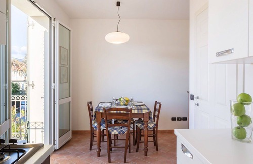 Marina di Pietrasanta Apartment | Cosy apartment for 6 people with TV, balcony and pets allowed