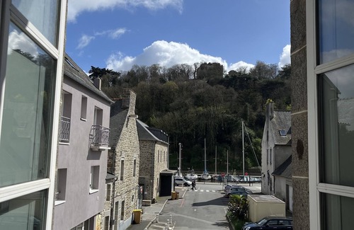 Plerin Apartment | Cosy apartment in a former 18th-century town house