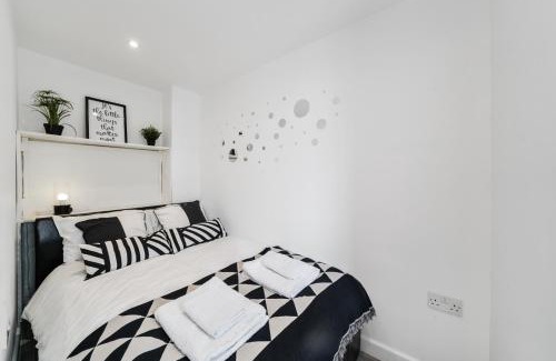 Portsoken Apartment | Cosy Apartment in the Heart of the City