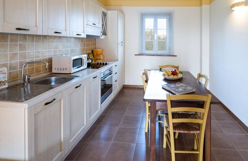 Larciano House | Cosy apartment in villa for 4 people with WIFI, pool, A/C, TV and parking