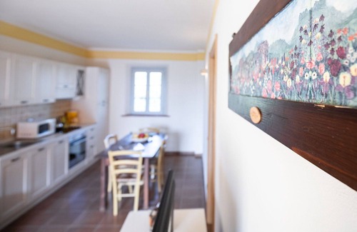 Larciano House | Cosy apartment in villa for 4 people with WIFI, pool, A/C, TV and parking
