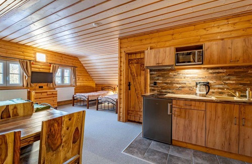 Rokytnice nad Jizerou Villa | Cosy apartment in villa for 12 guests with WIFI, TV, patio, pets allowed and panoramic view