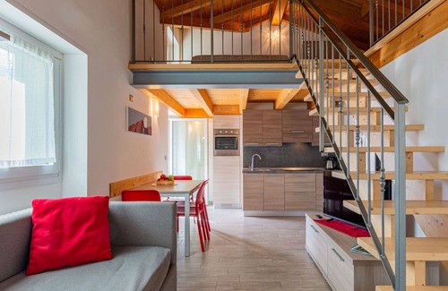 Novate Mezzola Apartment | Cosy apartment for 5 guests with WIFI, TV and balcony