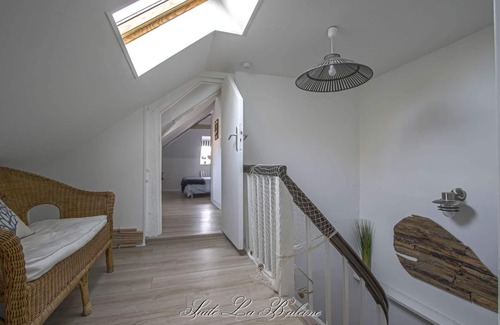 Honfleur Apartment | Cosy attic Apt w/separate bedrm in the heart of Old Honfleur - Suite La Baleine ★