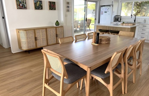 Cape Paterson House | Cosy beach house | 500m to beach | Bed linen | WiFi | Family-friendly