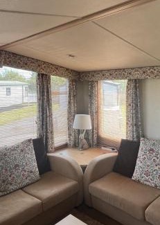 Winestead House | Cosy caravan