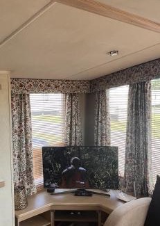 Winestead House | Cosy caravan