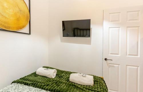 Leith Apartment | Cosy City Apartment, free street parking
