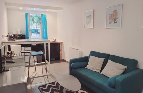L'Isle-sur-la-Sorgue Apartment | Cosy Corner