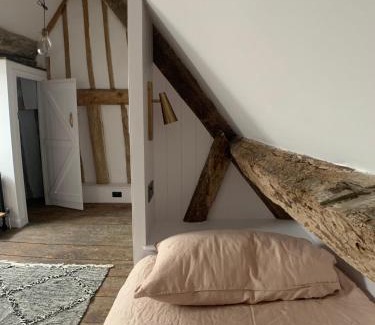 Lechlade House | Cosy Cottage in Lechlade