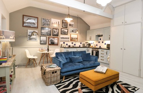 North Elmham Cottage | COSY COTTAGE, romantic, with open fire in North Elmham