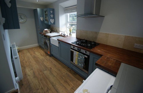 Barkisland Cottage | Cosy cottage, situated in a stunning location