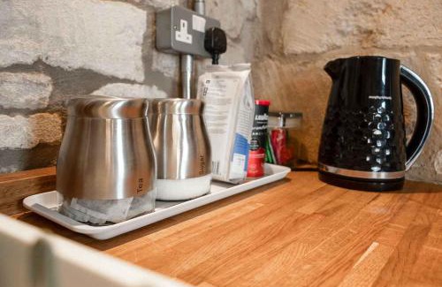 Bradford-on-Avon House | Cosy cottage with private parking, near Bath