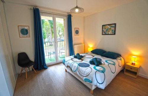 Craponne Apartment | Cosy et urbain en Plein centre ville