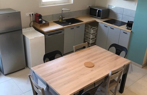 Saint-Quentin-sur-le-Homme Apartment | Cosy gîte near Mont Saint Michel