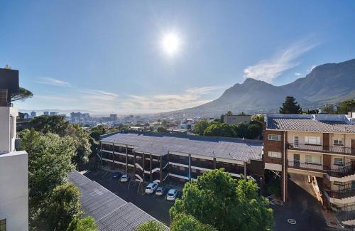 Cape Town City Centre Apartment | Cosy Gem in heart of Tamboerskloof