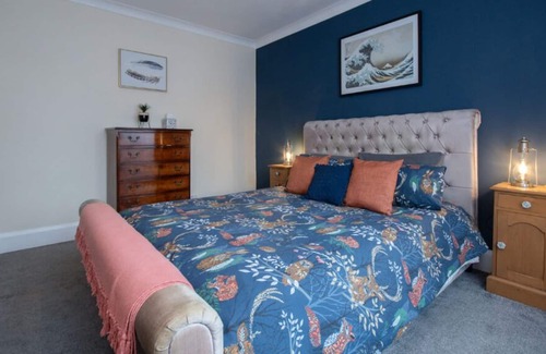 Bournemouth House | Cosy home from home with garden & parking - family & pet-friendly