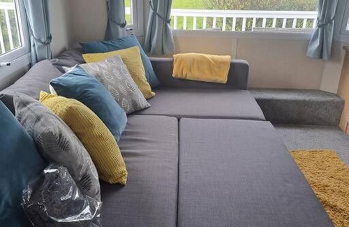 Holsworthy House | Cosy home with stunning views